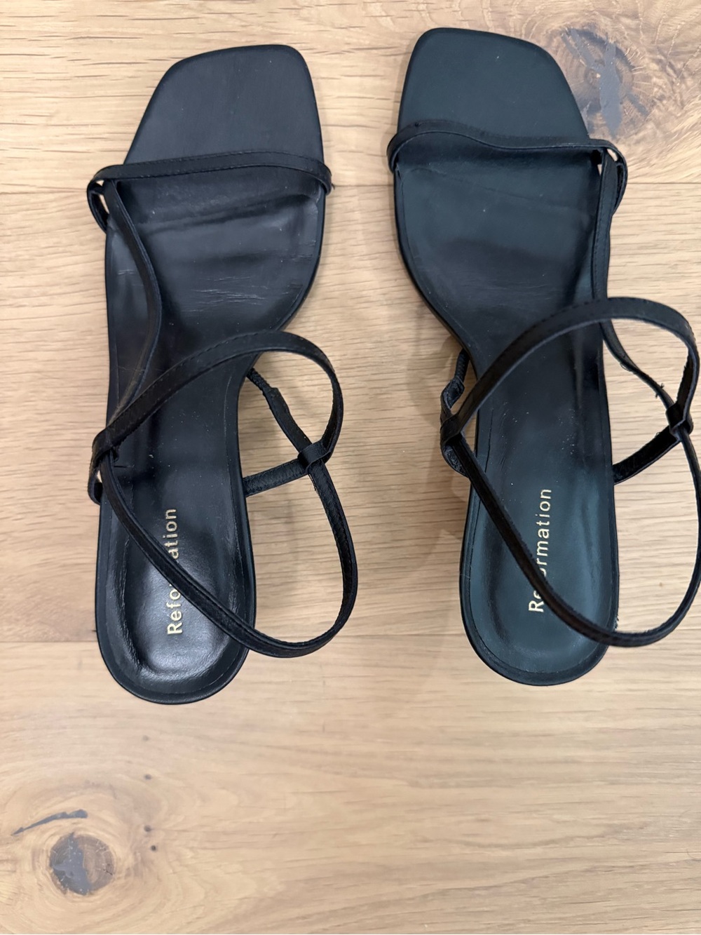 Reformation Serenity Bare Kitten Heel Sandal in Black Leather Size 6.5